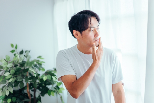 ヒゲの薄い童顔色白男性が30代のうちに脱毛するべき7つの理由
