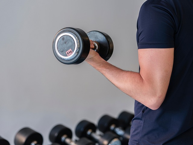 【元プロボクサーが解説】「筋トレで身に付けた筋肉は使えない」は嘘!その理由と体験談について